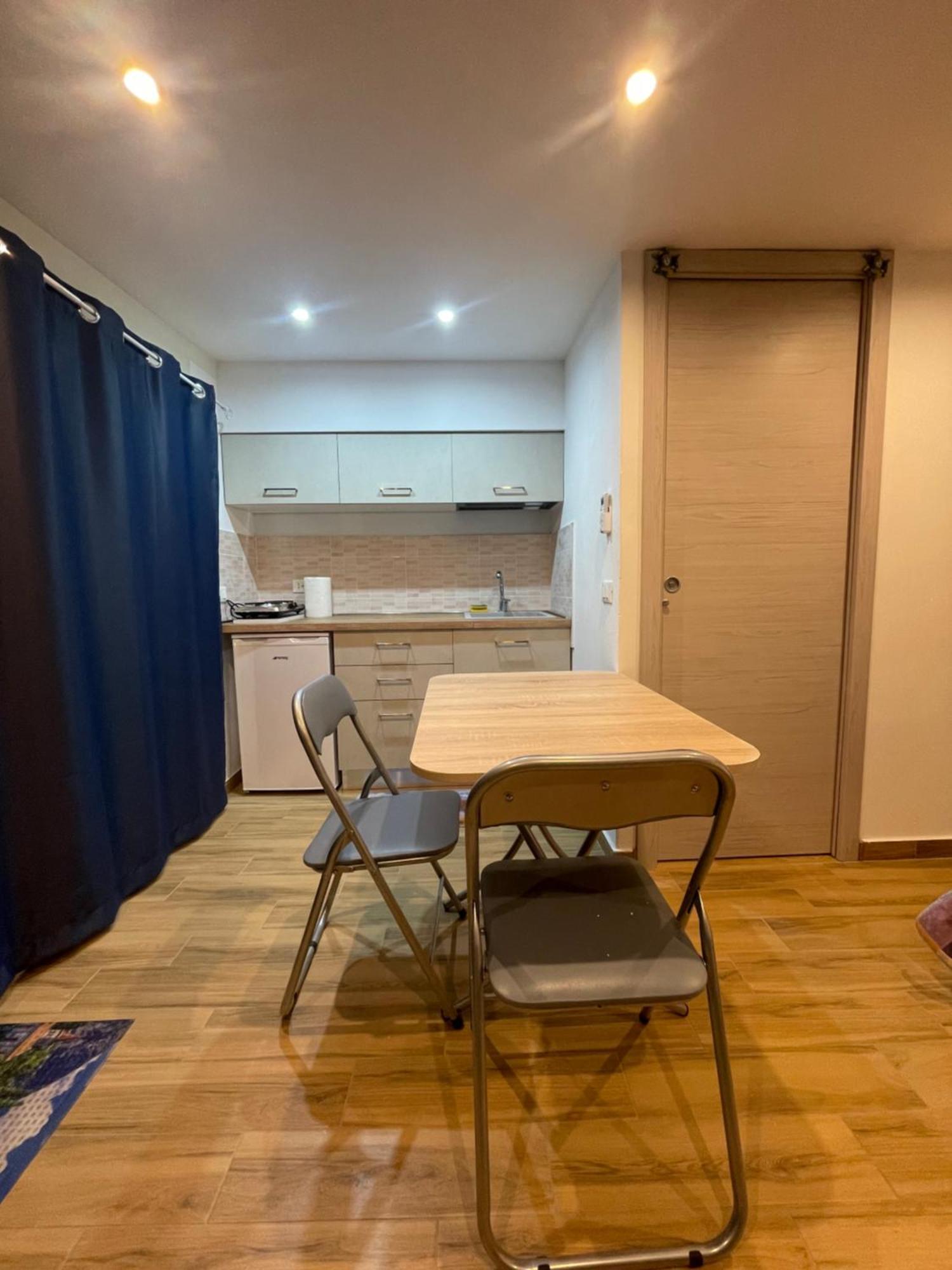 Stay In Center Tao Apartments タオルミーナ エクステリア 写真