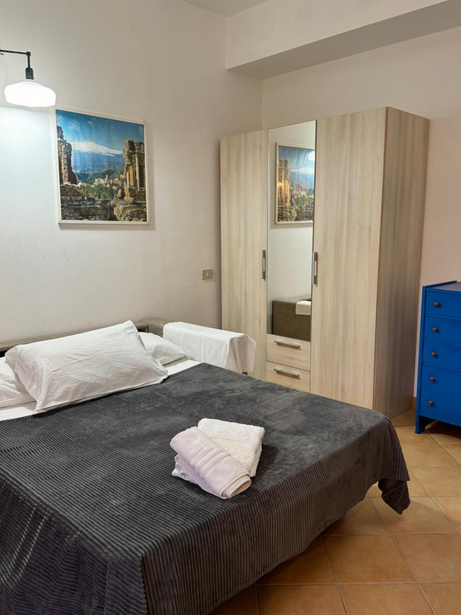 Stay In Center Tao Apartments タオルミーナ エクステリア 写真