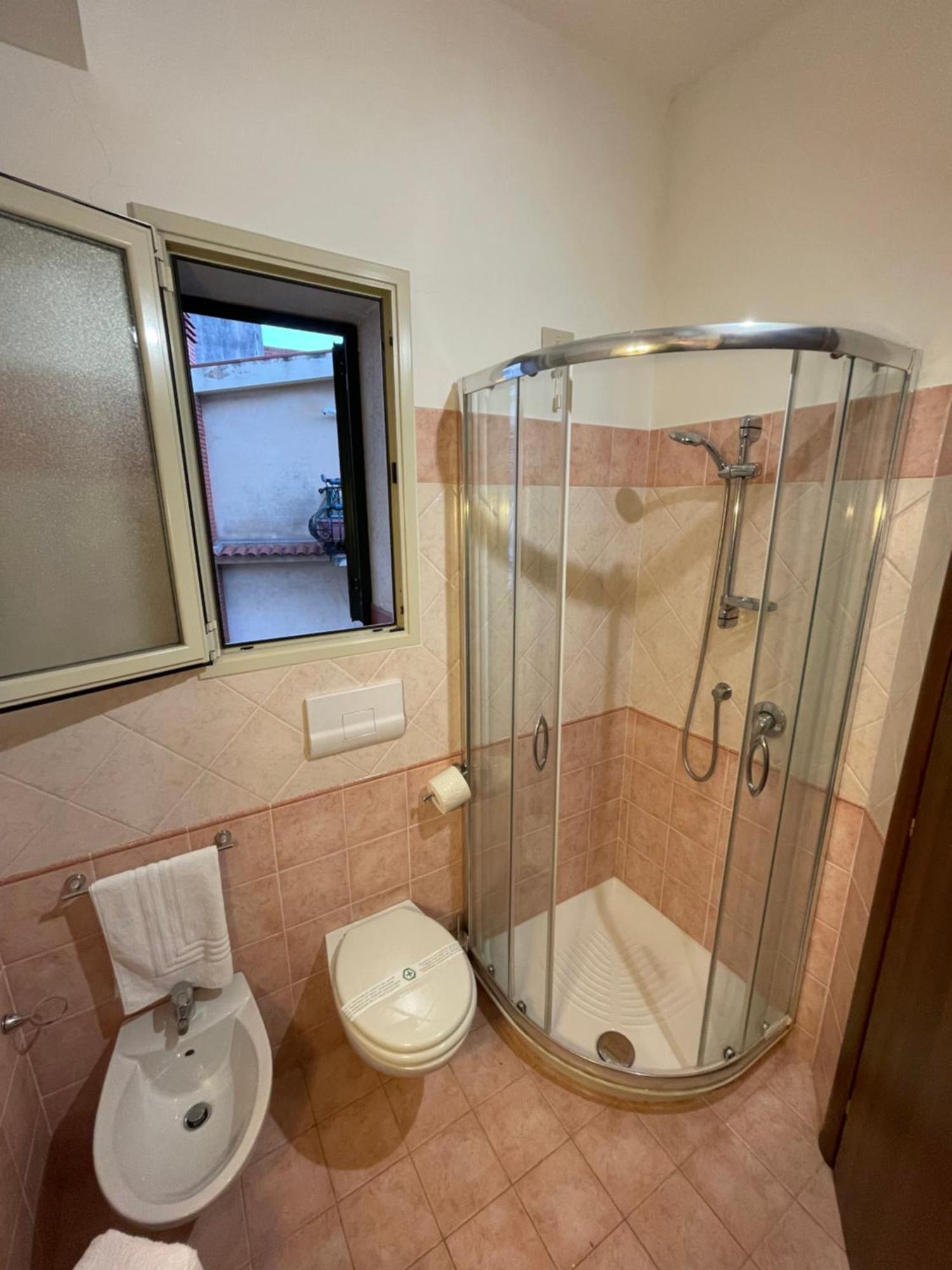 Stay In Center Tao Apartments タオルミーナ エクステリア 写真